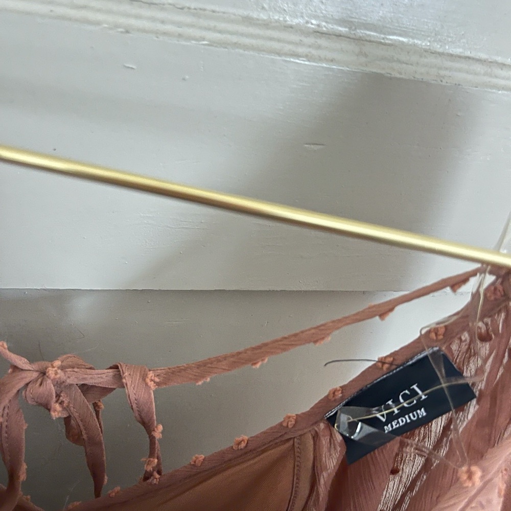 Vici Collection Rust Top With Ties Size Medium - image 2